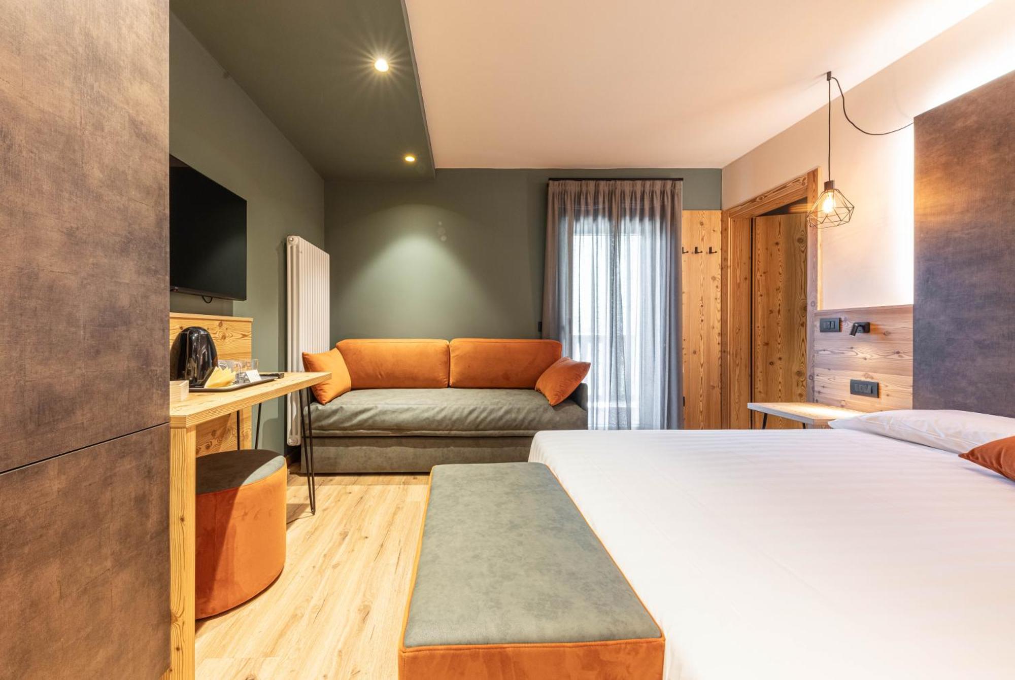 Hotel Laste' Caldes ภายนอก รูปภาพ