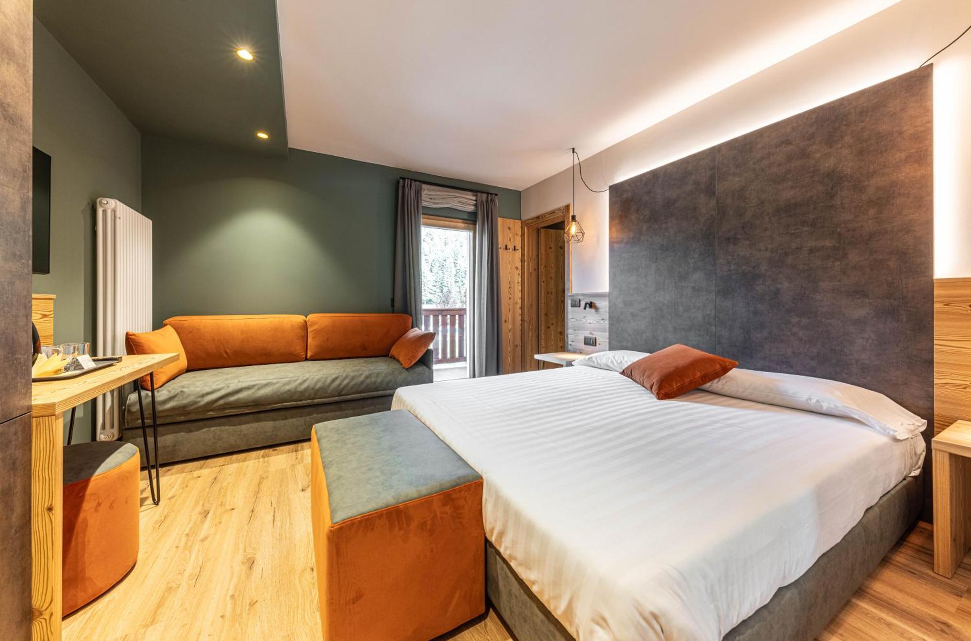 Hotel Laste' Caldes ภายนอก รูปภาพ