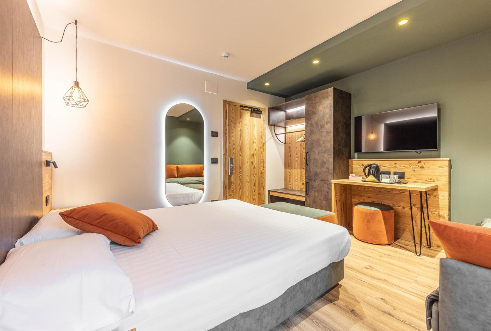 Hotel Laste' Caldes ภายนอก รูปภาพ